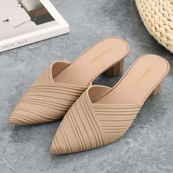 Женские шлепанцы на высоком каблуке с шипами Baotou, однотонные однотонные сандалии на мягкой подошве на толстом каблуке, простой повседневный стиль, лето 36 чёрный