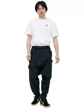 Wide trousers with patch pockets