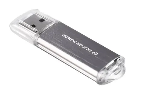 Накопитель USB 2.0 16GB Silicon Power Ultima II SP016GBUF2M01V1S серебристый