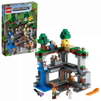 LEGO Minecraf tКонструктор "Первое приключение"