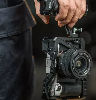 Клетка Tilta для Sony a7C Чёрная TA-T19-FCC-B