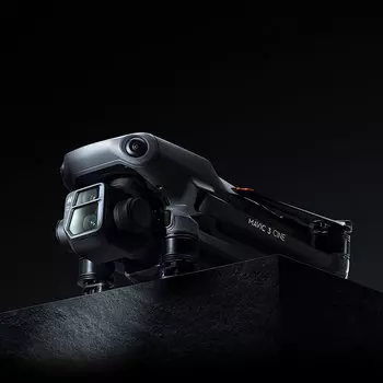 Квадрокоптер DJI Mavic 3 Cine Premium Combo CP.MA.00000441.01