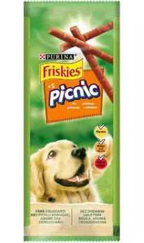 Лакомство Friskies Picnic для взрослых собак всех пород колбаски с курицей 42 гр (1 шт)