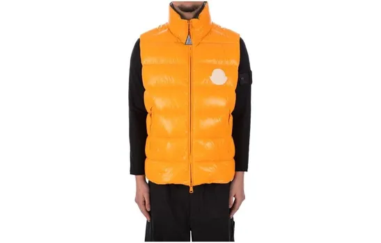 Жилет мужской оранжевый Moncler