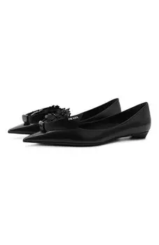 Кожаные балетки Prada