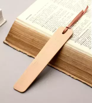 Закладка для книг из букового дерева