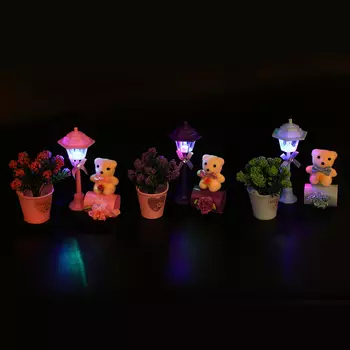 LADECOR Сувенир в виде мишки с фонариком LED, 14,5х14,5х6,5 см, пластик, 4 цвета
