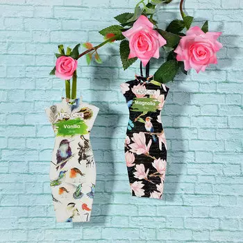 LADECOR Ароматизатор в форме платья, 10гр, 2 аромата, (магнолия, ваниль)