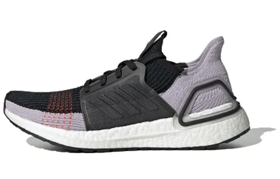 Женские беговые кроссовки Adidas Ultraboost 19