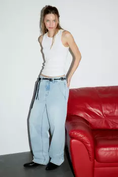 Джинсы baggy fit со средней посадкой