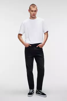 Джинсы tapered зауженные с вареным эффектом