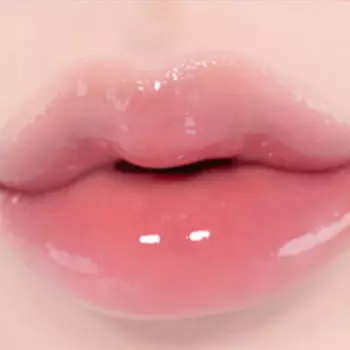 Увлажняющий 3D-блеск для объёма губ fwee 3D Voluming Gloss A01 Vanila