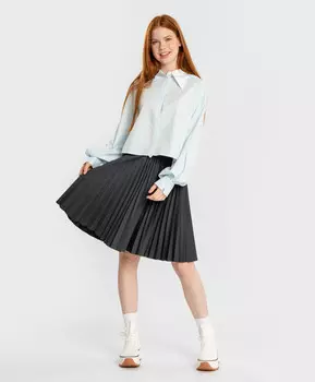 Блузка укороченная с белым воротником голубая Button Blue (170)