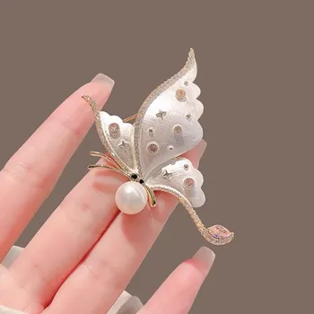 Temperament Butterfly Brooch Elegant Light Luxury Brooches Versatile Exquisite Corsage Clothing Accessories Gifts чёрный