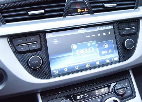 Декоративные накладки на элементы в салоне (черный карбон) для Geely Atlas 2018 -
