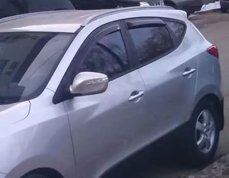 Дефлекторы боковых окон, 4 части (темные) EGR 92435022B Hyundai ix35 2010-