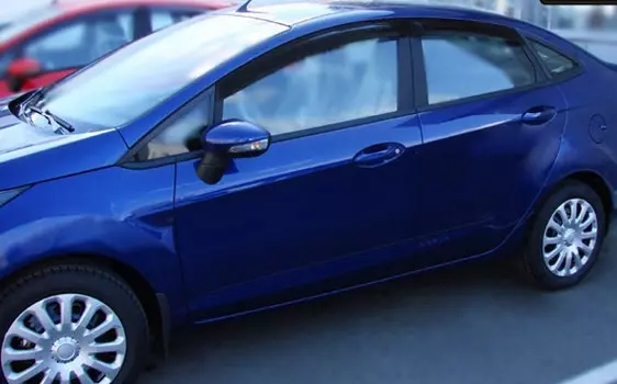 Дефлекторы боковых окон, темные, 4 части (SD) SIM SFOFIES1032 Ford Fiesta 2009-