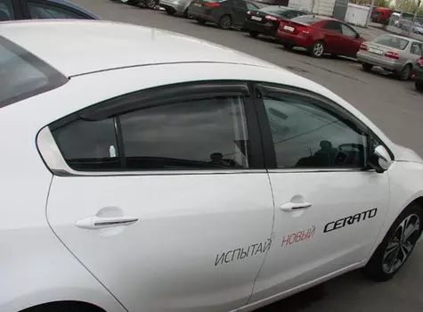 Дефлекторы боковых окон, темные, 4 части SIM SKICER1332 KIA Cerato 2013 - 2015