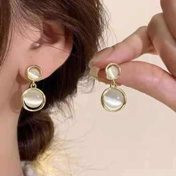 Легкие роскошные геометрические серьги Advanced Sense Minimalist Temperament для женщин 1 pair