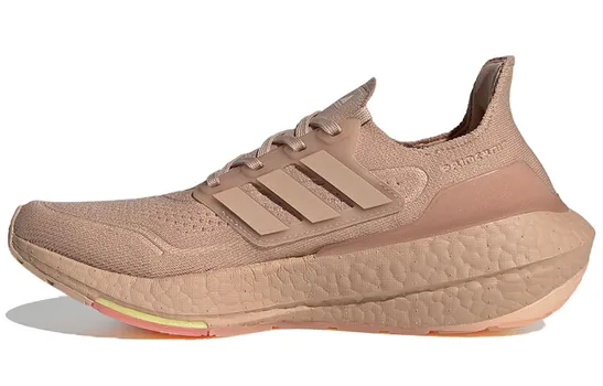 Женские кроссовки Adidas Ultraboost 21