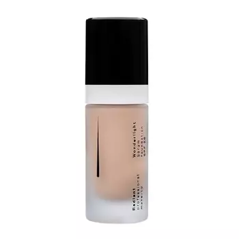 Тональная основа Radiant Professional Make-Up
