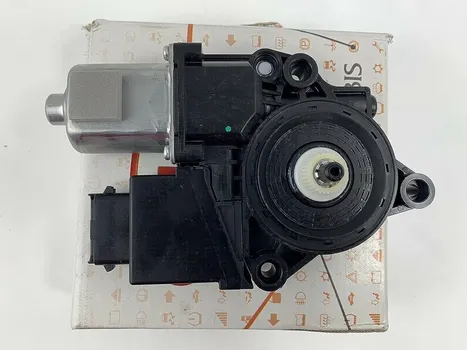 Оригинальный OEM 82450-D4000 Электродвигатель стеклоподъемника - передний, левый / 82450D4000 для Kia Optima 16-20