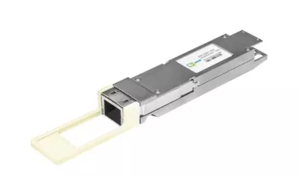 Модуль QSFP+ SNR SNR-QSFP+SR4-300 SR4 оптический, дальность до 300м