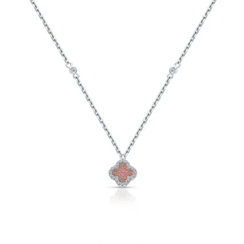 Серебряное шейное украшение с фианитами