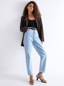 Джинсы mom fit