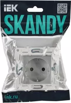 Розетка с заземлением IEK SK-R14-16-K23 SKANDY с защитными шторками 16А SK-R04S Серебряный