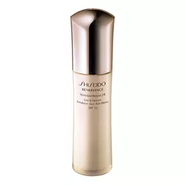 SHISEIDO Дневная эмульсия для лица Benefiance WrinkleResist24 SPF 15