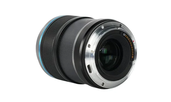 Объектив Sirui Sniper 23mm F1.2 AF APS-C E-Mount Чёрный 23AS12E-B