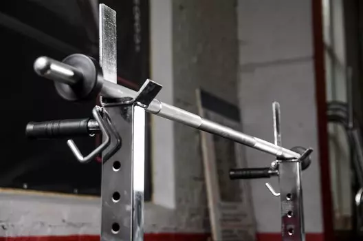 Гриф для штанги YouSteel L140 см D25 мм технический, алюминиевый 3 кг