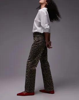 Длинные прямые брюки с леопардовым принтом в нескольких цветах Topshop