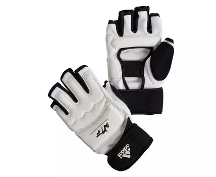 Перчатки для тхэквондо Adidas WTF Fighter Gloves белые adiTFG01