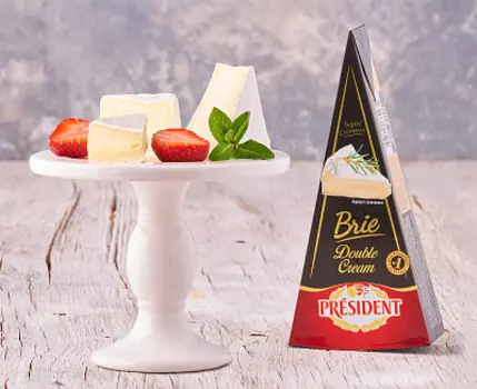 БЗМЖ Сыр мягкий с белой плесенью 73% BRIE DOUBLE CREAM PRESIDENT