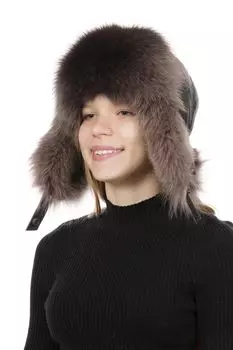 Шапка женская из натуральной кожи с песцом