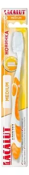 Зубная щетка средней жесткости Medium (цвет в ассортименте)