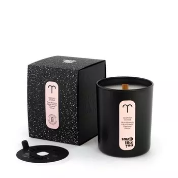 Ароматическая свеча черная Smells Like You "Овен" какао и цветы сливы, 225 мл