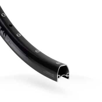 Обод Rodi Cyclone TLR 28" (черный ниппель (спорт) 32 стенка двойная, одинарный пистон 28" (622))