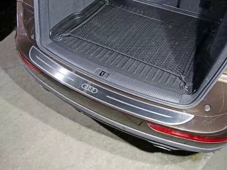 Накладка на задний бампер (лист шлифованный логотип audi) Компания ТСС AUDIQ513-07 Audi Q5 2008 - 2016