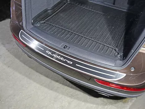 Накладка на задний бампер (лист шлифованный надпись quattro) Компания ТСС AUDIQ513-08 Audi Q5 2008 - 2016