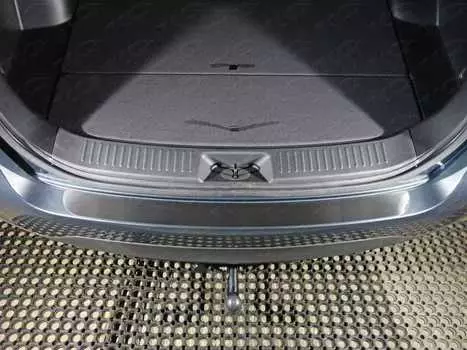 Накладка на задний бампер (лист шлифованный) TCC KIASOR12-25 Kia Sorento 2012-2020