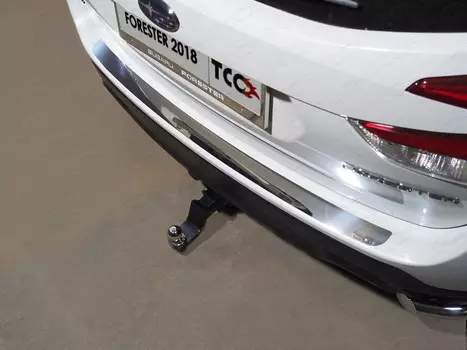 Накладка на задний бампер (лист зеркальный) Компания ТСС SUBFOR18-01 Subaru Forester (SK) 2018-