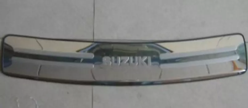 Накладка на задний бампер (нержавеющая сталь, с логотипом) JMT 24327 Suzuki SX4 Classic 2006 - 2015