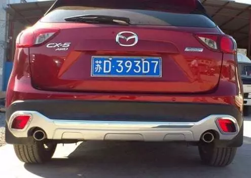 Накладка на задний бампер OEM-Tuning CNT35-CX5-002 для Mazda CX-5 (2015 - 2017)
