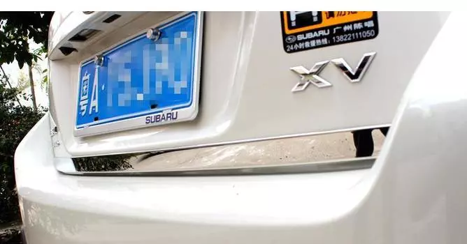 Накладка на заднюю дверь для Subaru XV (2011 - 2017)