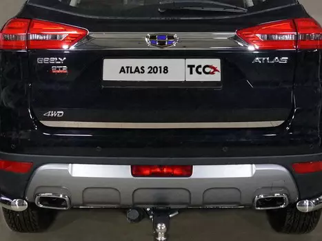 Накладка на заднюю дверь TCC GEELEATL18-14 Geely Atlas 2018-