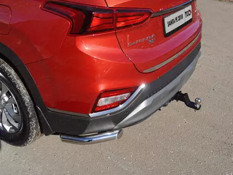 Накладка на заднюю дверь TCC HYUNSF18-07 Hyundai Santa Fe 2018-