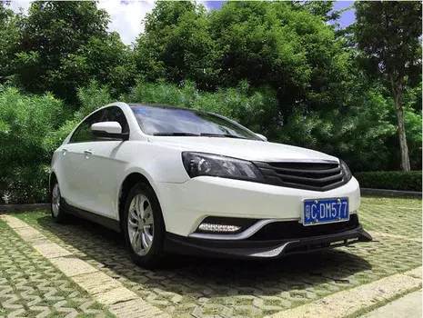 Накладка на передний бампер для Geely Emgrand 7 2017 -